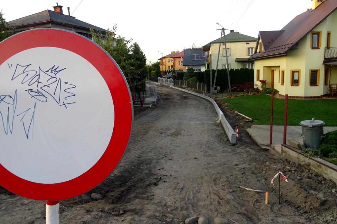 Tak powstaje mała obwodnica na osiedlu Słonecznym - zdjęcia