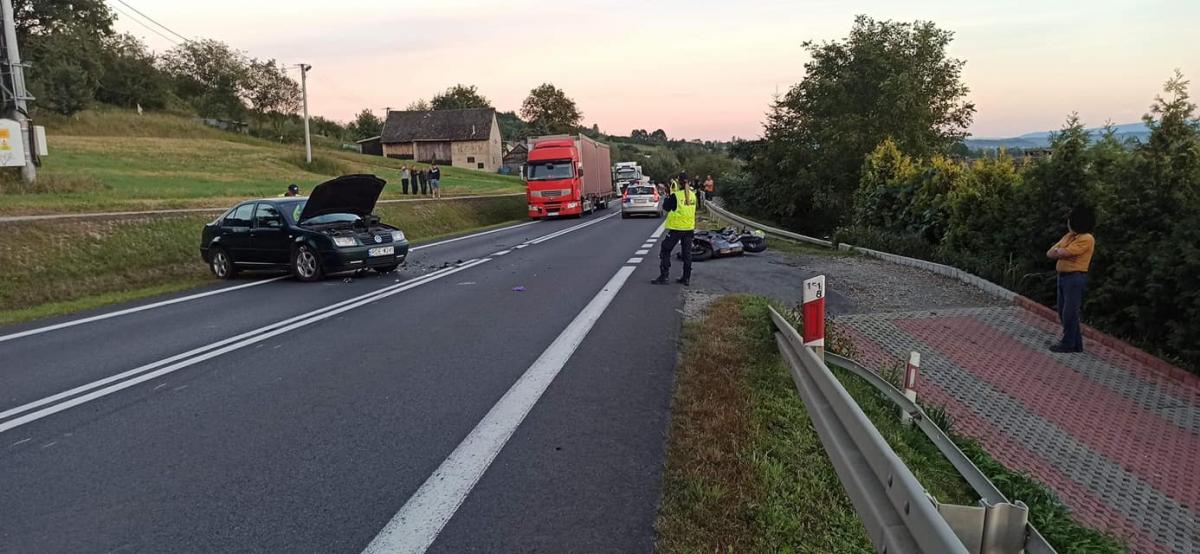 Motocyklista w szpitalu po zderzeniu z samochodem