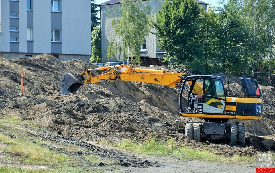 Jest szansa na odkorkowanie ul. Szkolnej. Prace już trwają