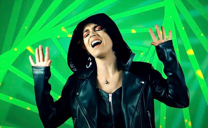 Kasia Godzisz wraca ze stylowym disco