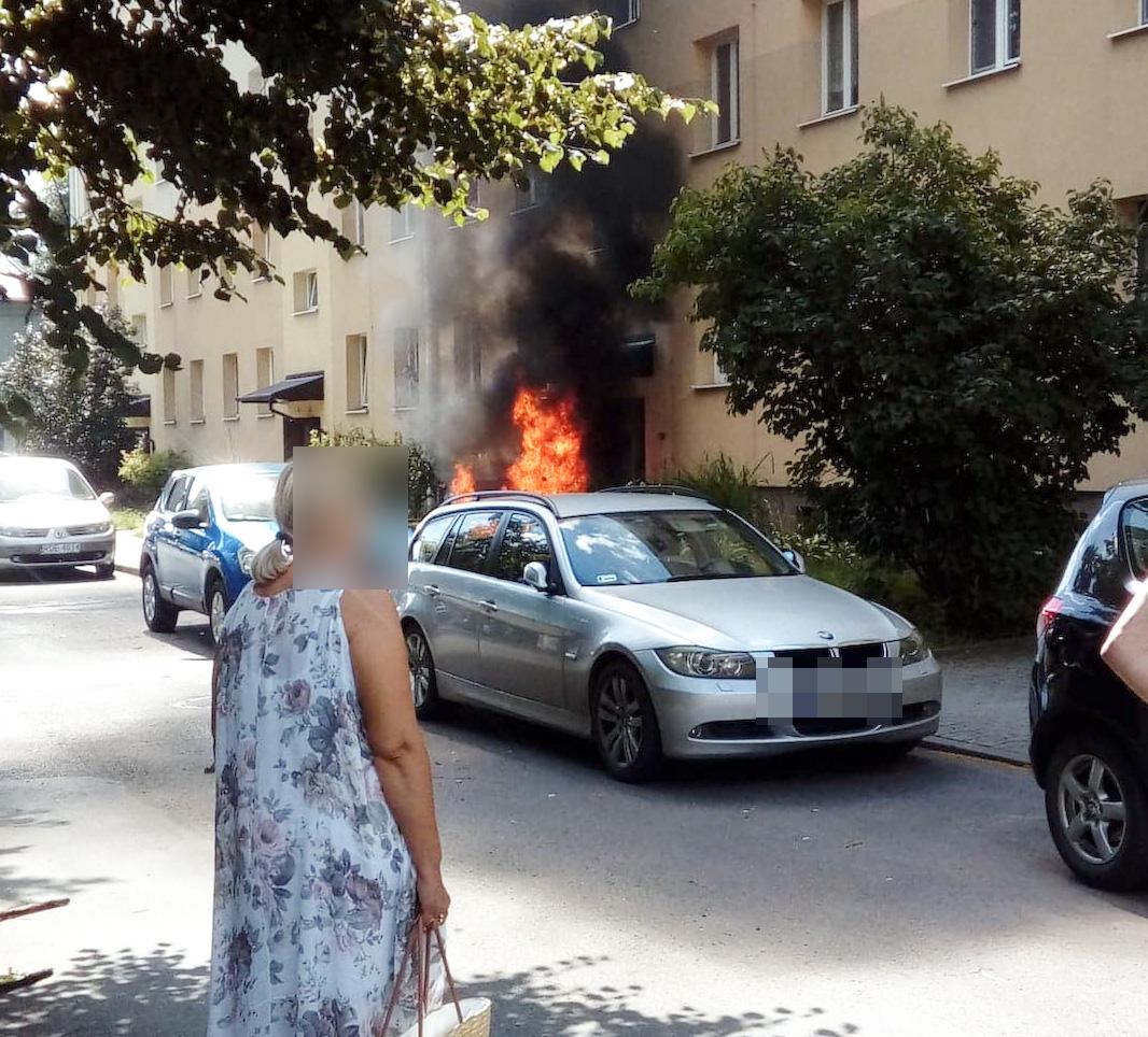 Na Konarskiego palił się skuter