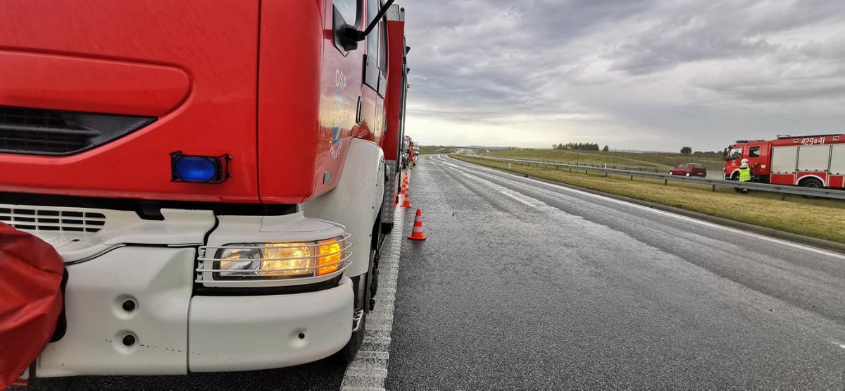 Dachowanie na autostradzie