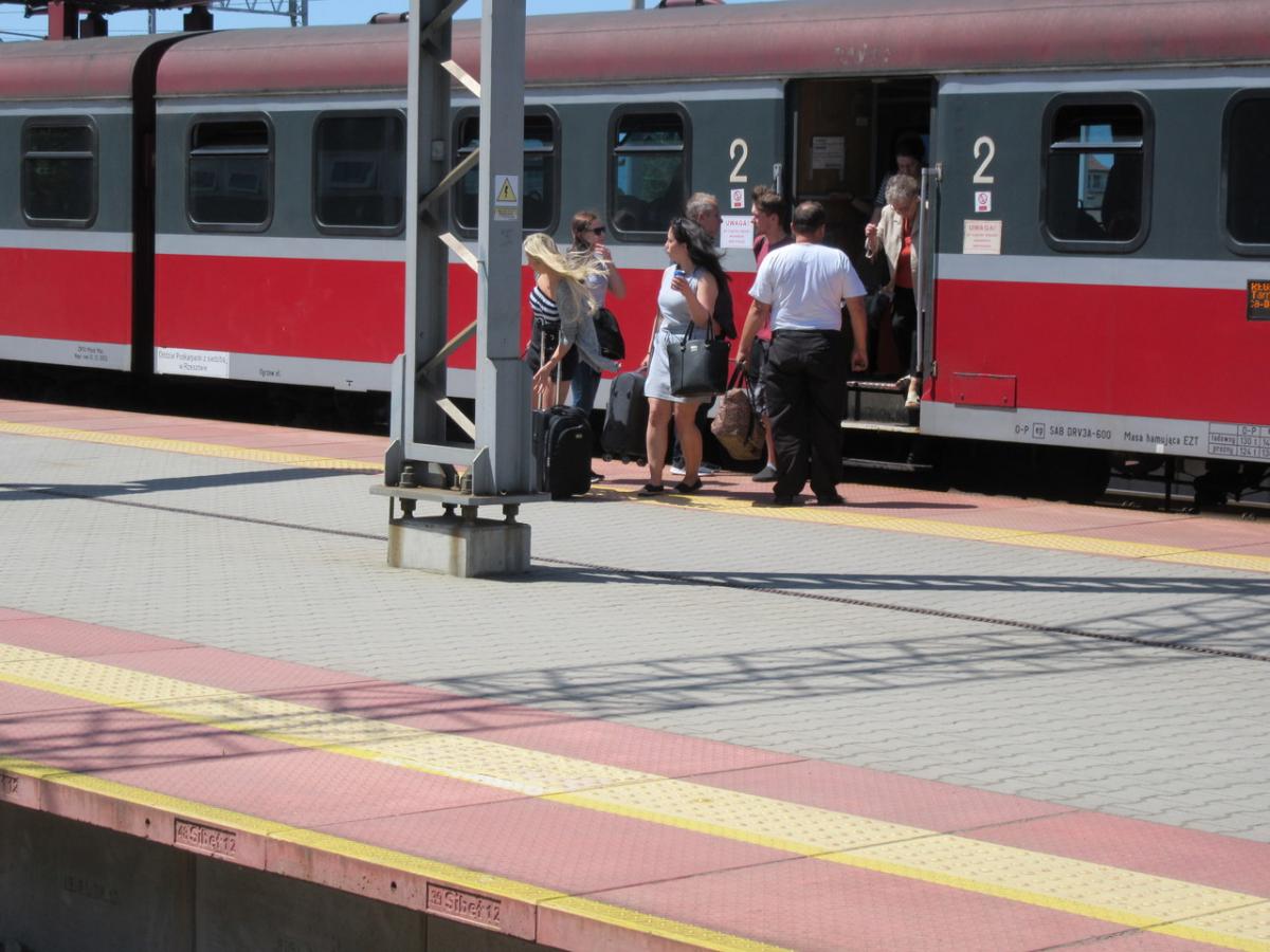 Z wakacyjną korektą rozkładu jazdy wraca Pendolino
