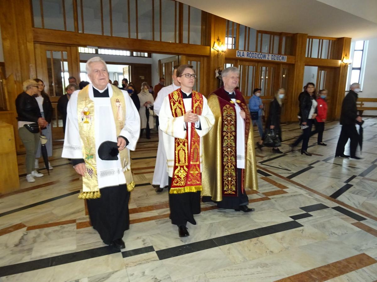 Parafia Miłosierdzia Bożego powitała ks. Adama Wójcika