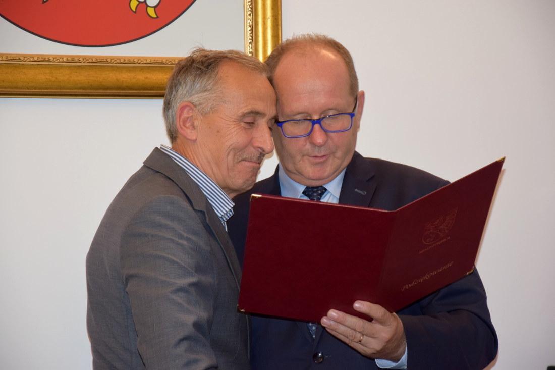 Burmistrz zapowiada, że będzie rapował