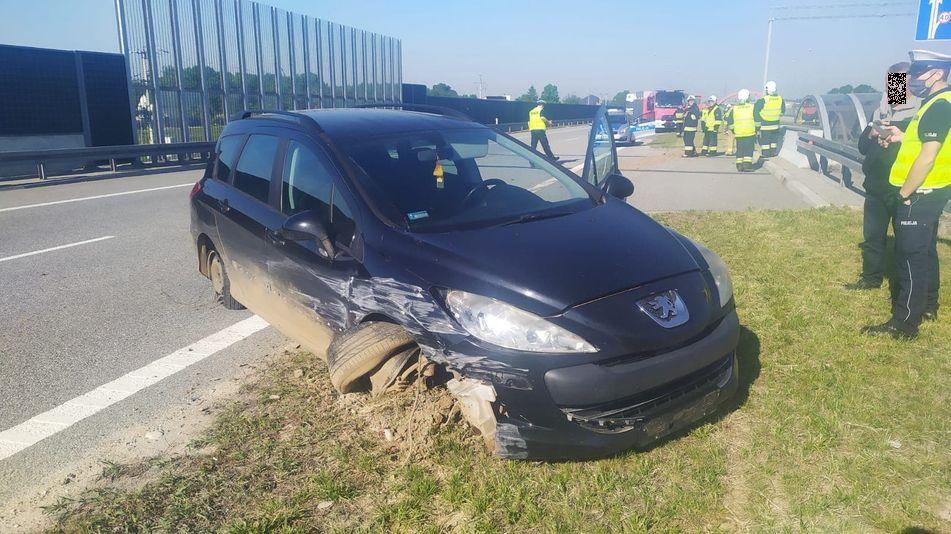 Lewy pas autostrady zablokowany! - zdjęcia