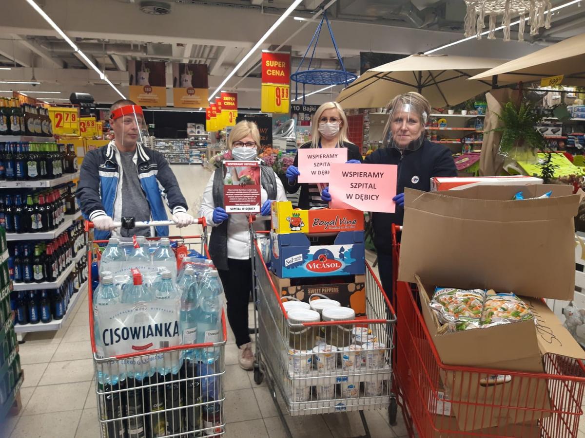 Na wsparcie sklepu Carrefour medycy mogą liczyć