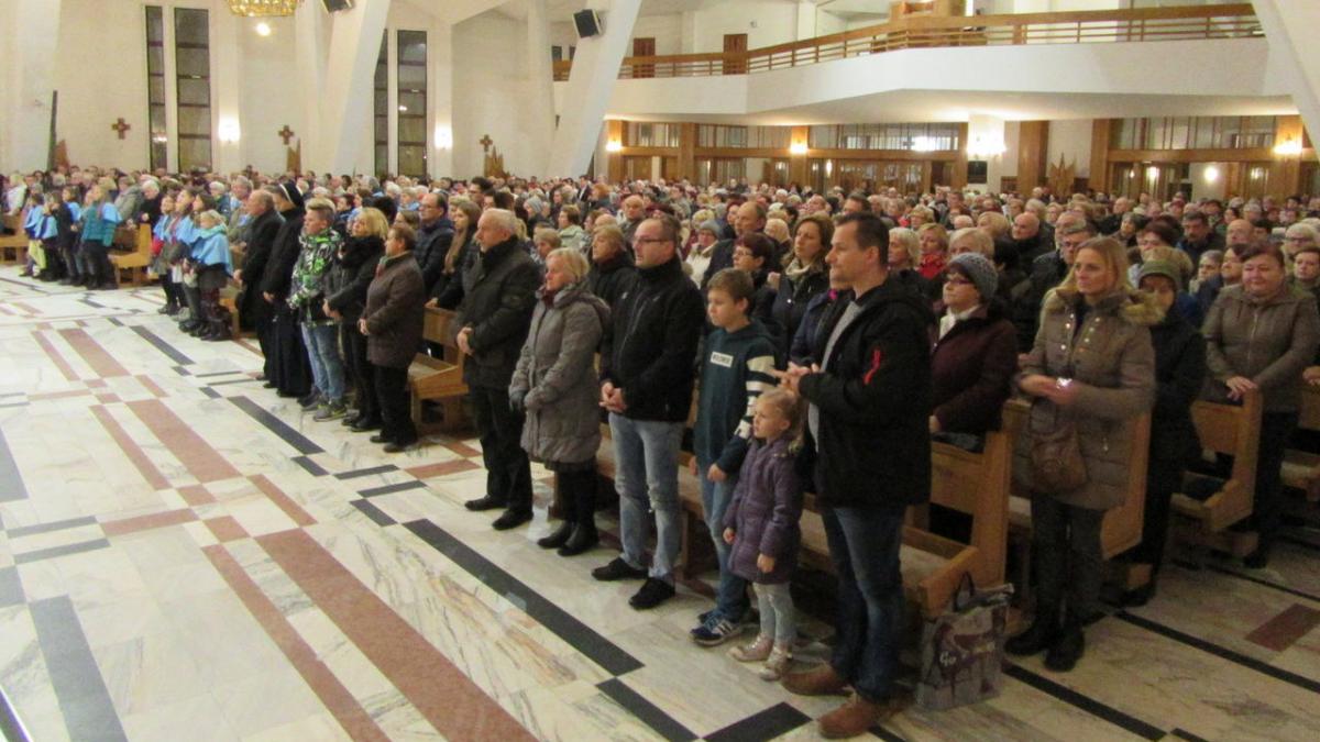 Do Miłosierdzia 166 osób, a do Twojego kościoła? - AKTUALIZACJA