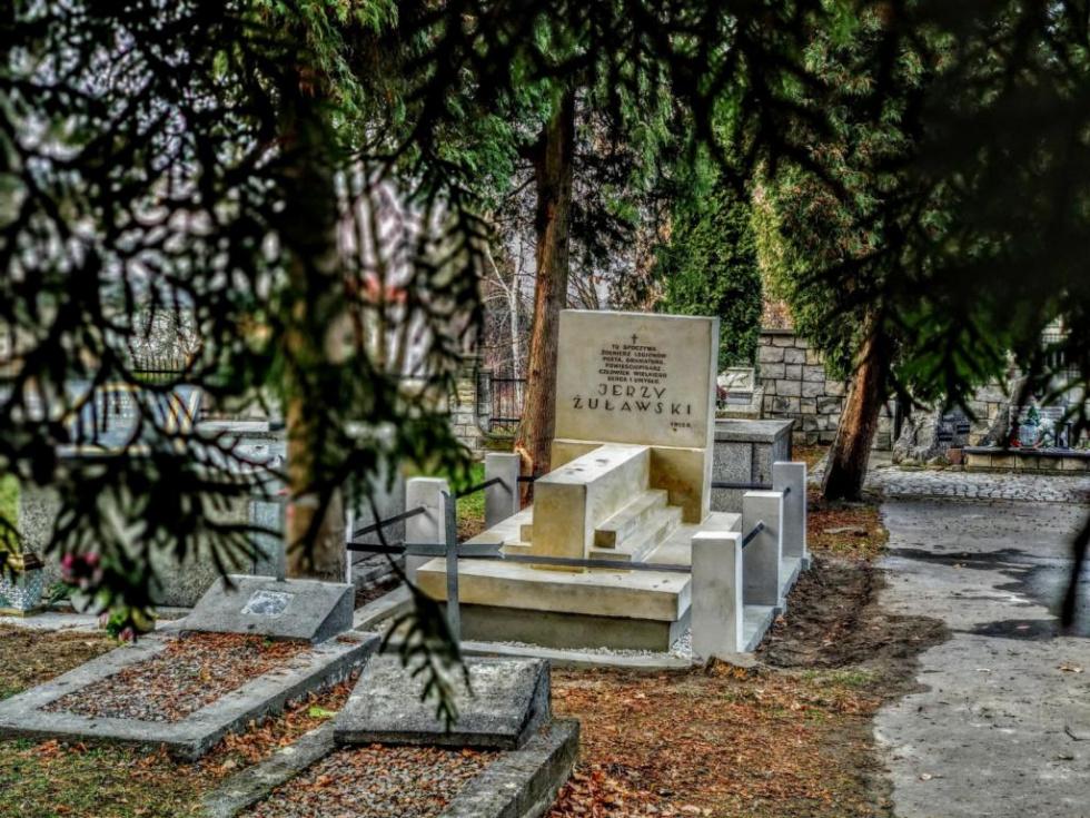 Zakaz wstępu na cmentarze? Zdecydują burmistrz i proboszcz