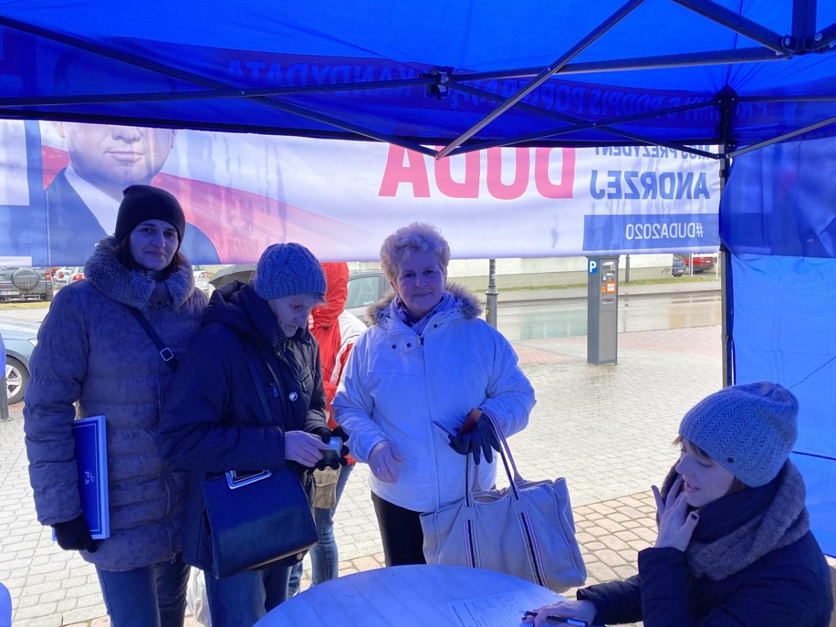 Tylko dziś podpisy złożyło ponad 200 osób
