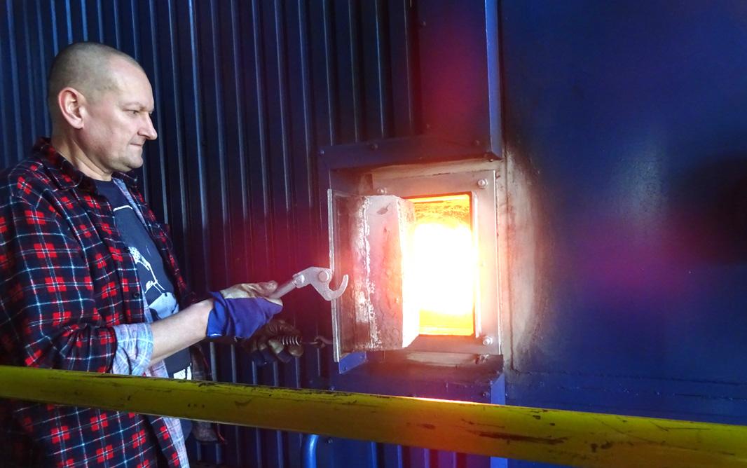 Spalają nawet 12 tysięcy ton węgla rocznie. Ale już niedługo - zdjęcia