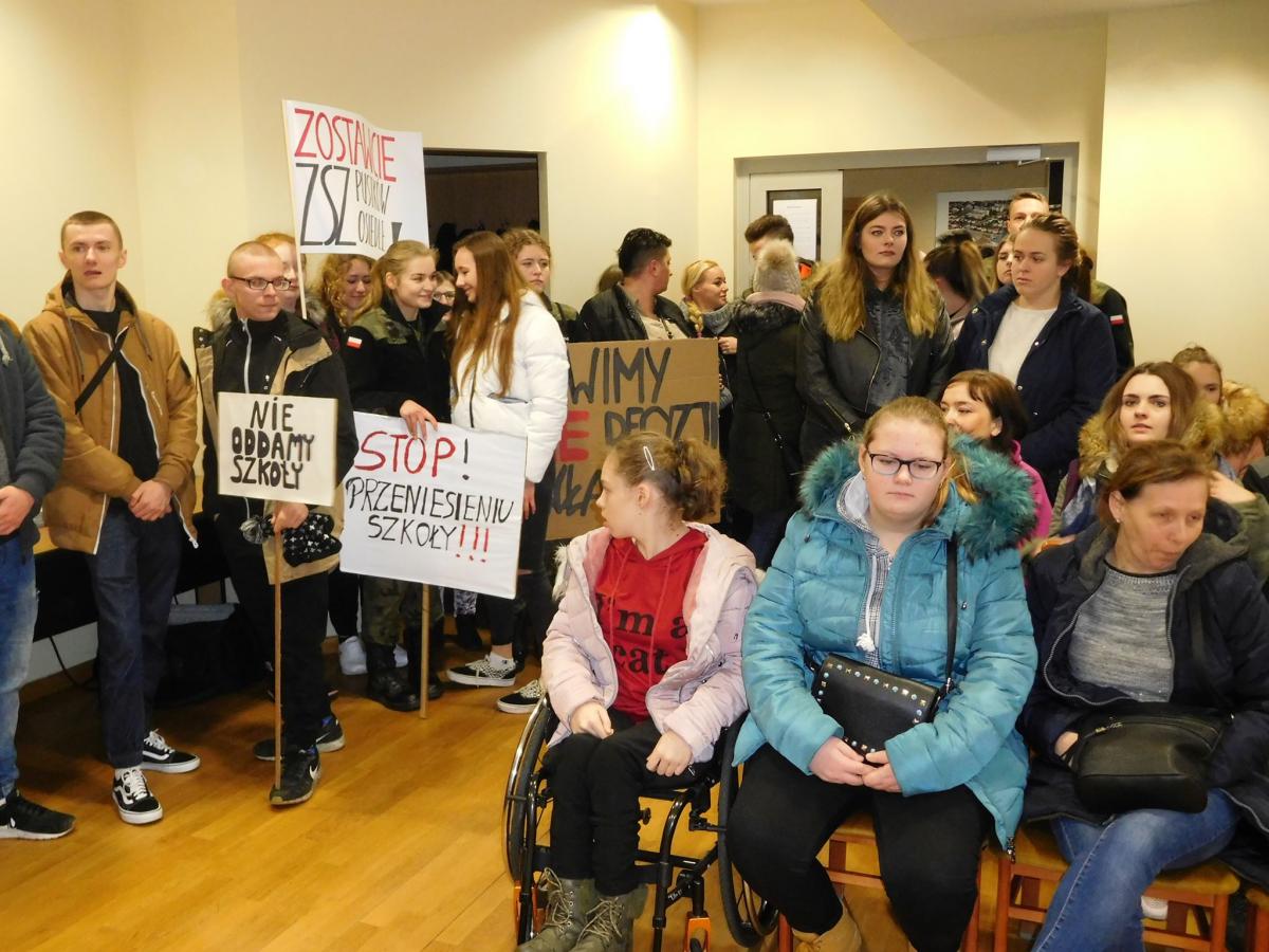 Przeszły uchwały o lokalizacji szkoły w Pustkowie Osiedlu