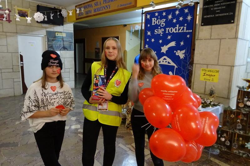 WOŚP - już ponad 9 tysięcy mają w Straszęcinie!