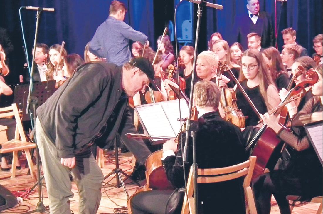 Na scenie DK Mors muzycznie powitają rok