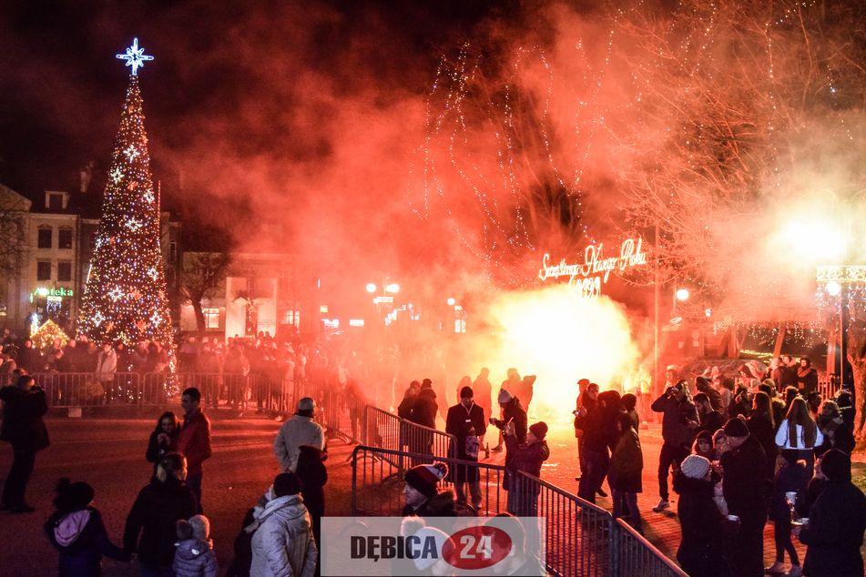 Były fajerwerki, szampan i życzenia - zdjęcia