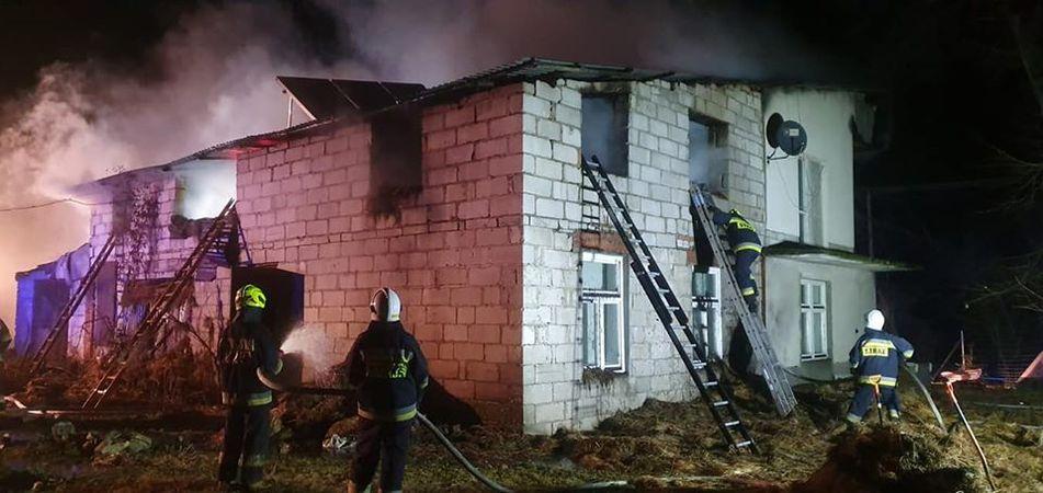 Jedna osoba poszkodowana w pożarze - zdjęcia