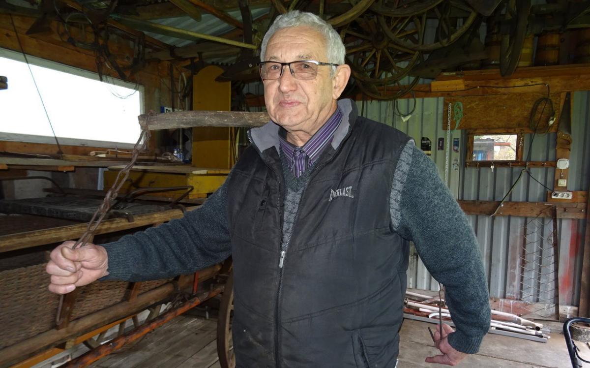 U Romana Kosowskiego znajdziesz kobylicę i brus - zdjęcia