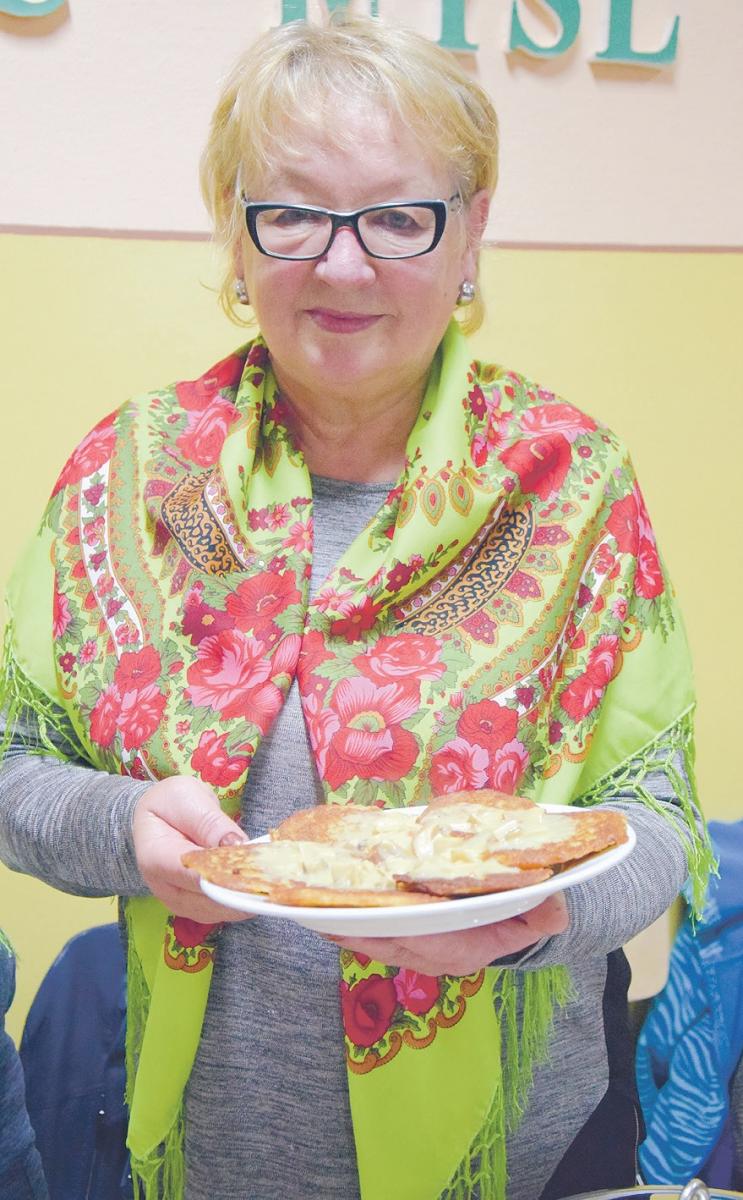 Nuż w bżuhu i placki ziemniaczane - przepis