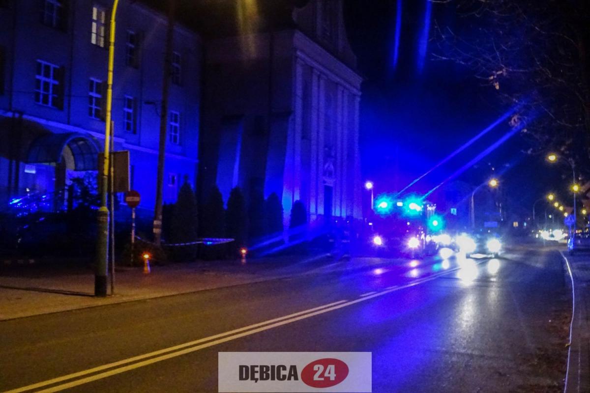 Przechodzień zauważył iskry
