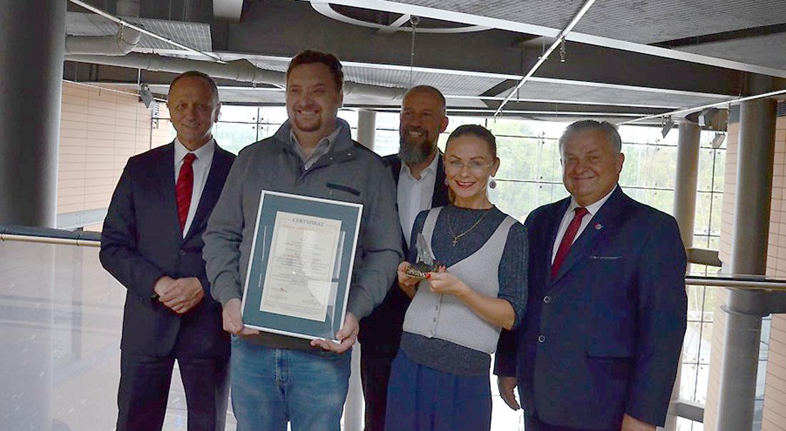 Radość z kolejną nagrodą