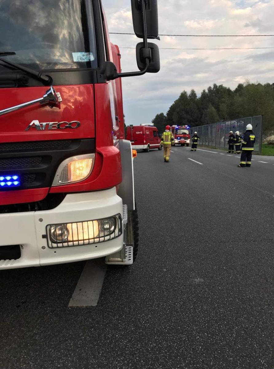 Droga w Machowej zablokowana po pożarze - AKTUALIZACJA