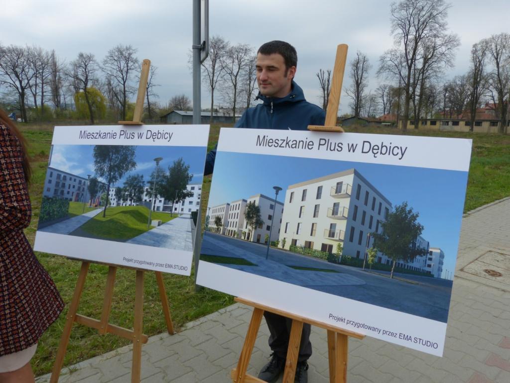 Wbiją łopatę na placu budowy Mieszkań Plus