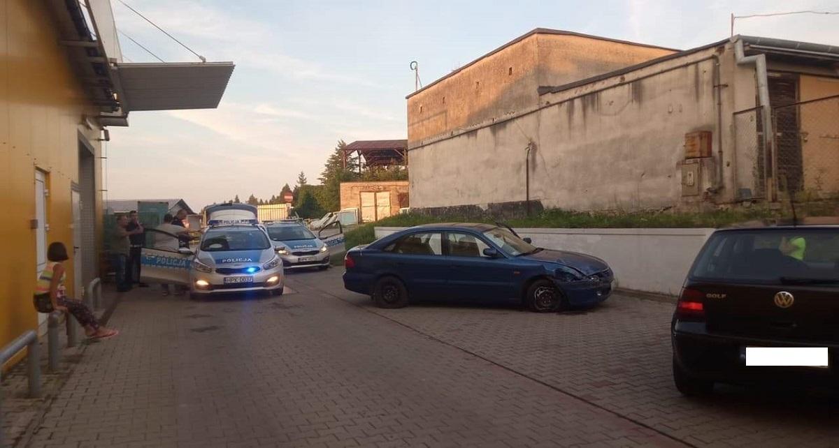 Pijana taranowała auta - zdjęcia