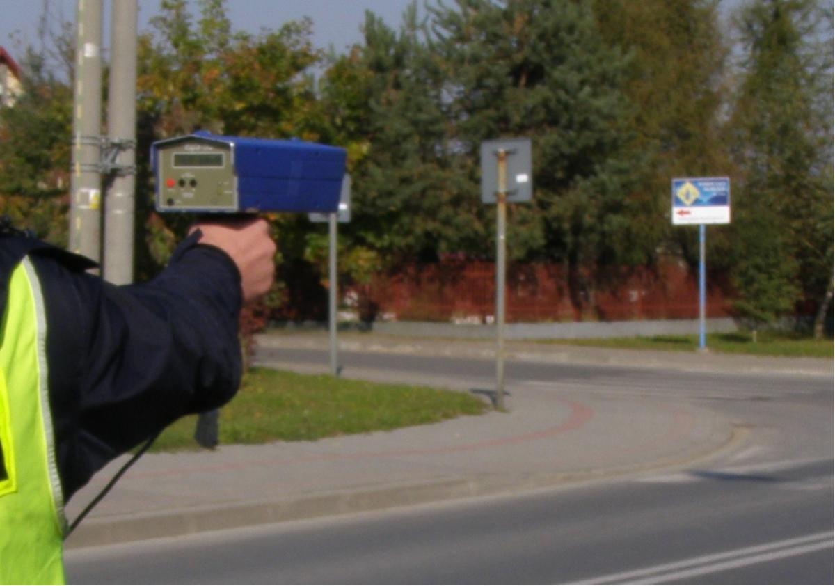 O 74 kilometry za szybko