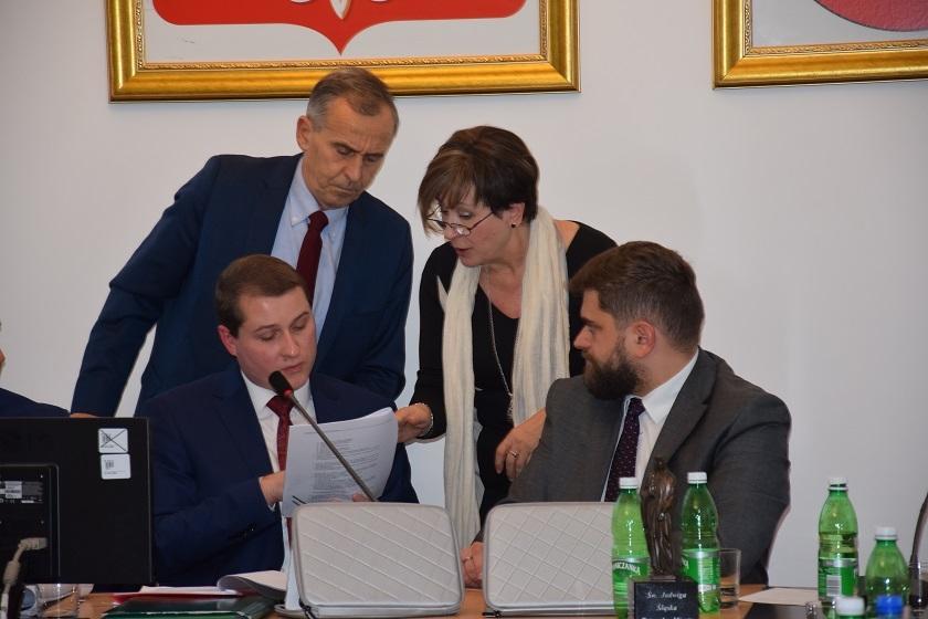 Radnych nie będzie, z Mateuszem Cebulą trzeba się umówić