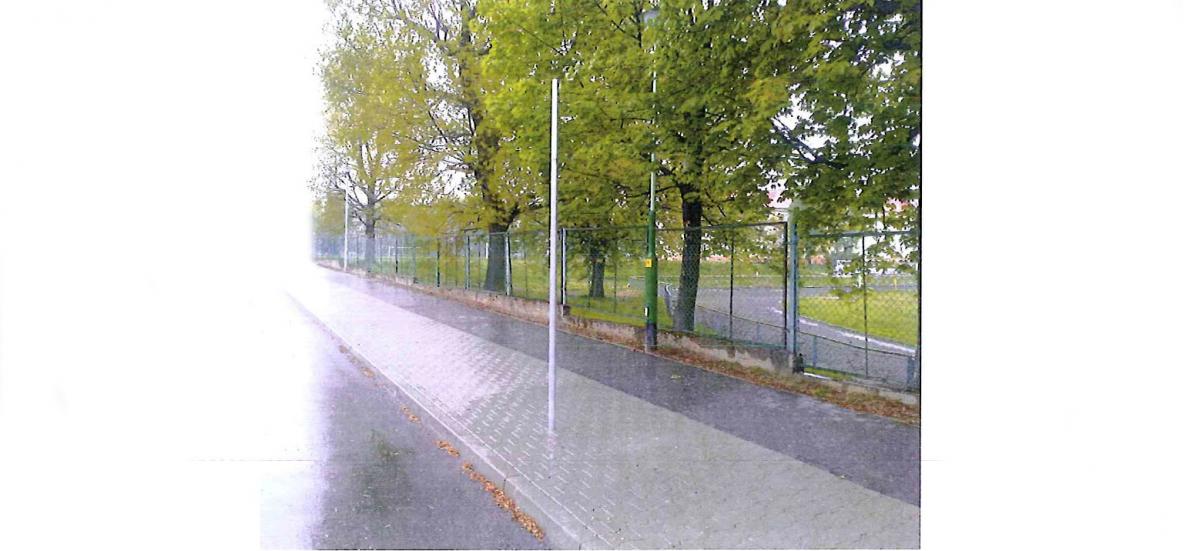 A po co ten słupek? - pyta radny