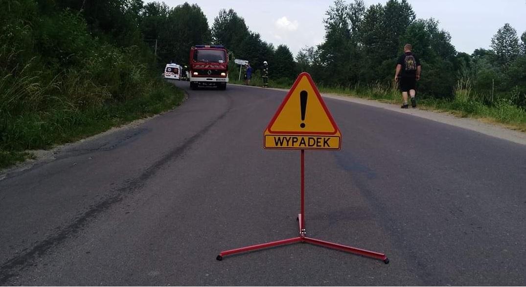 Motocyklista w szpitalu po zderzeniu z motorowerem