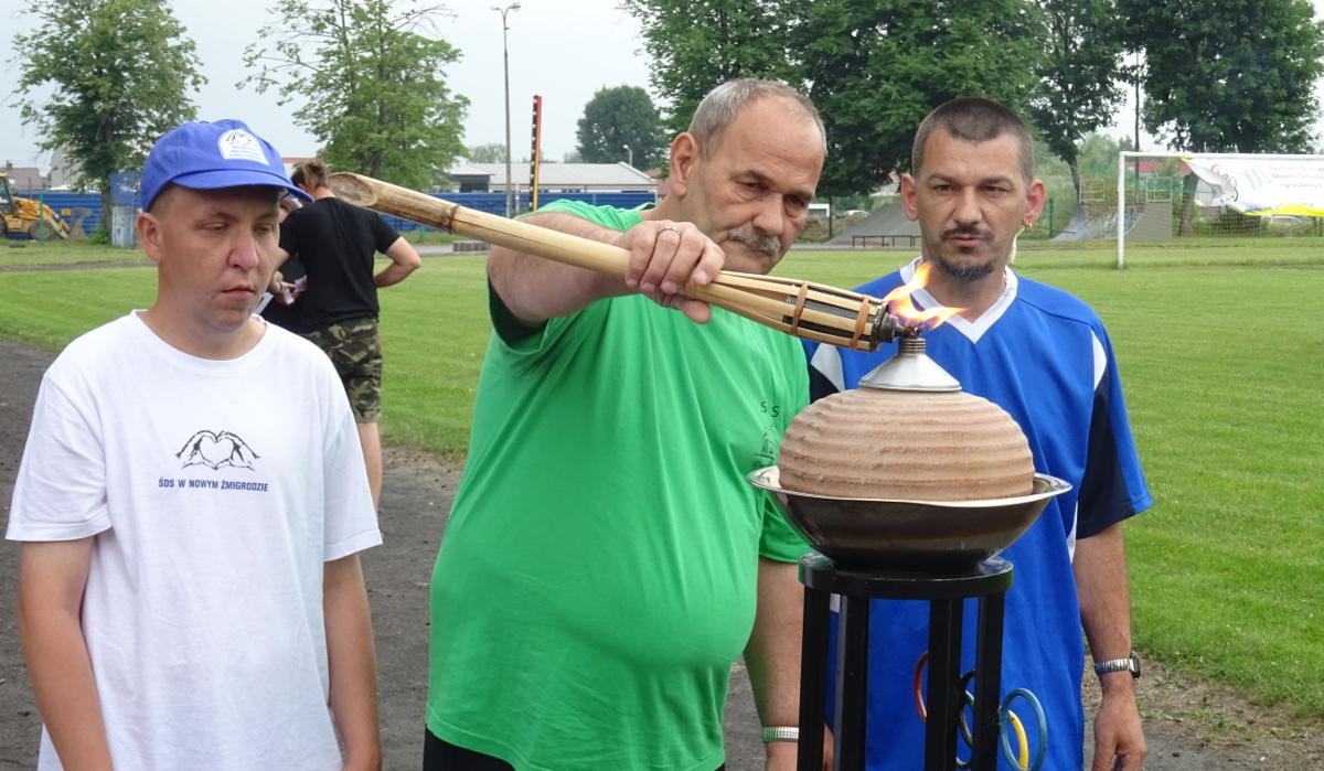 Znicz już płonie. Spartakiada ruszyła - zdjęcia