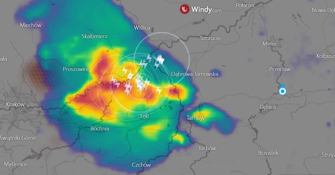 Burza zbliża się do Dębicy