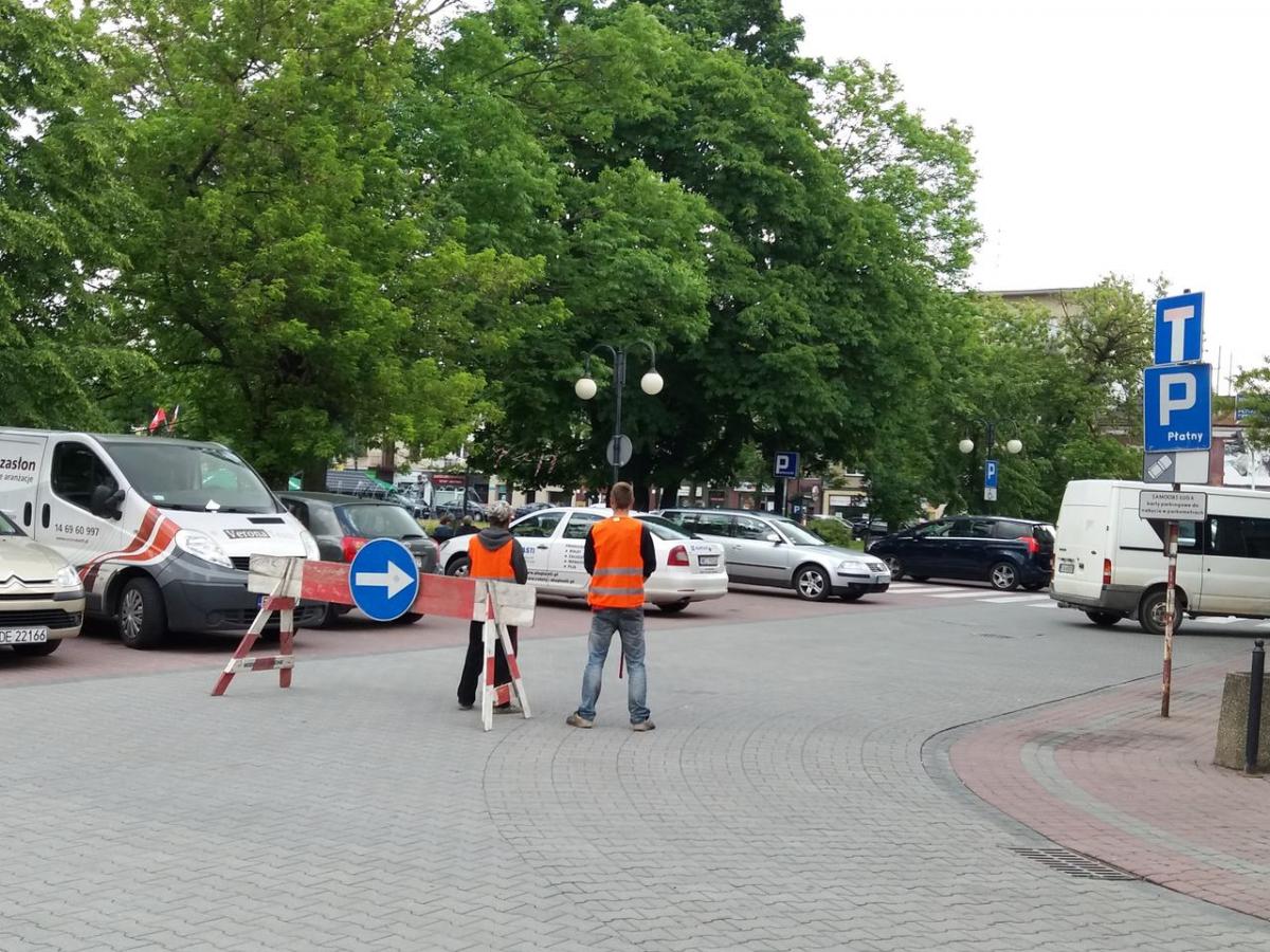 Przy zachodniej pierzei Rynku już nie zaparkujesz