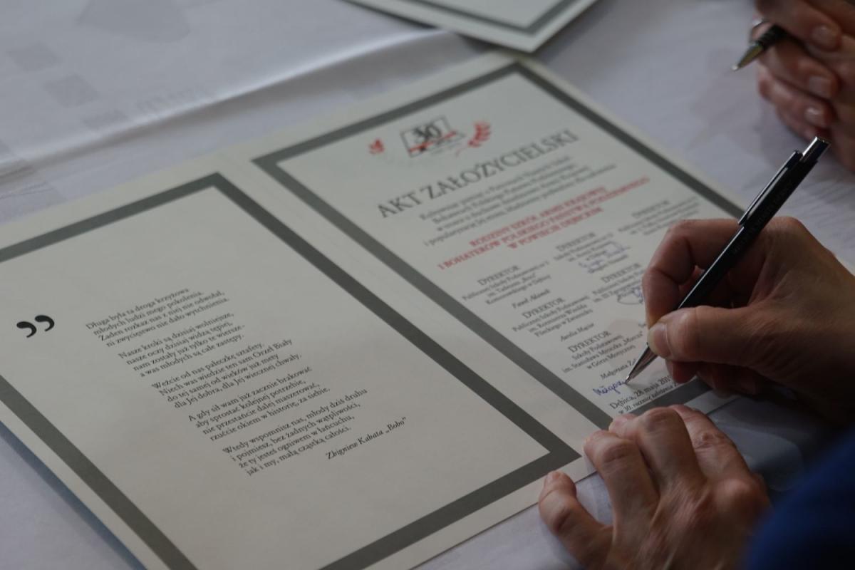 Akt założycielski podpisany