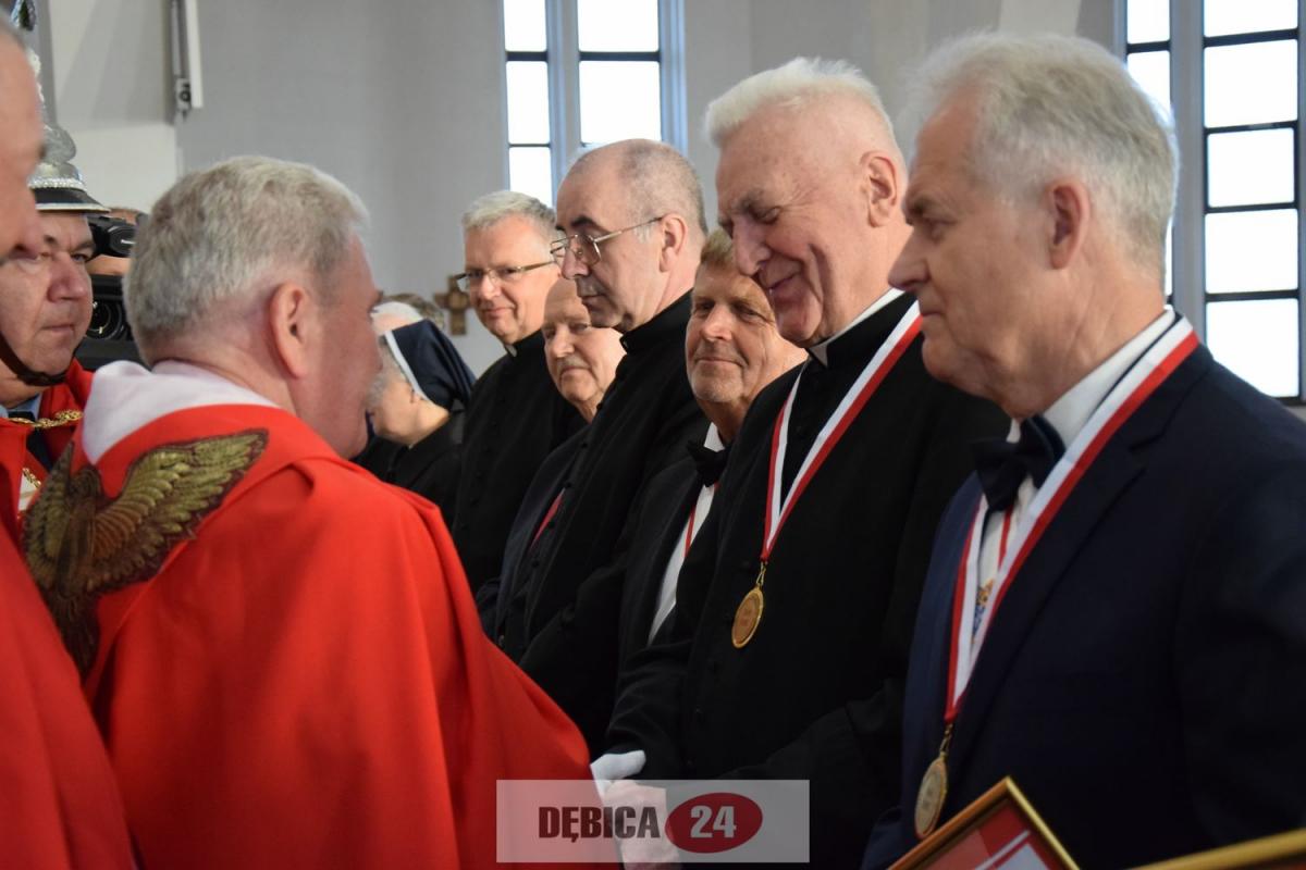 Bractwo wręczyło medale - zdjęcia