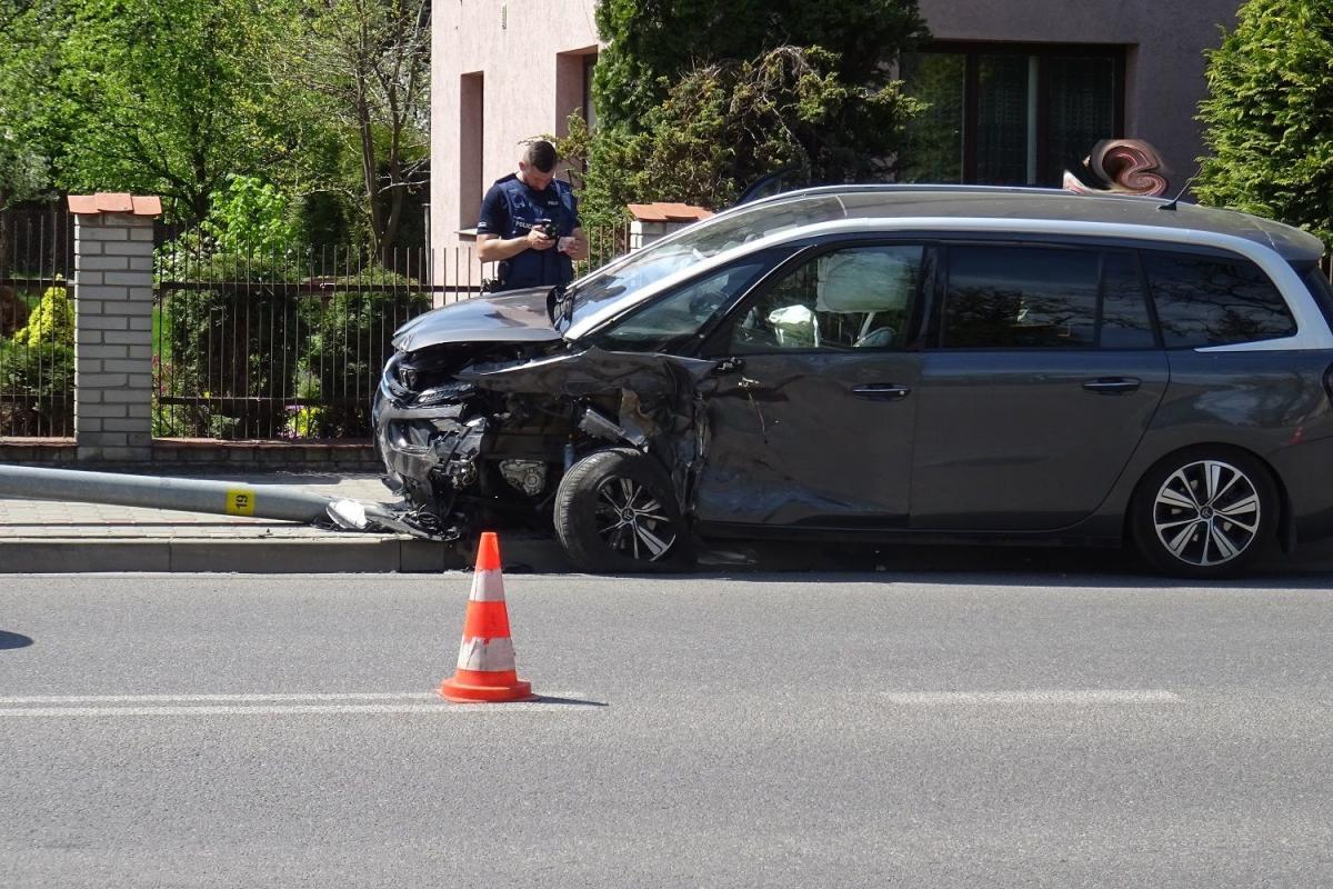 Kościuszki lepiej omijać. Zderzył się citroen i śmieciarka