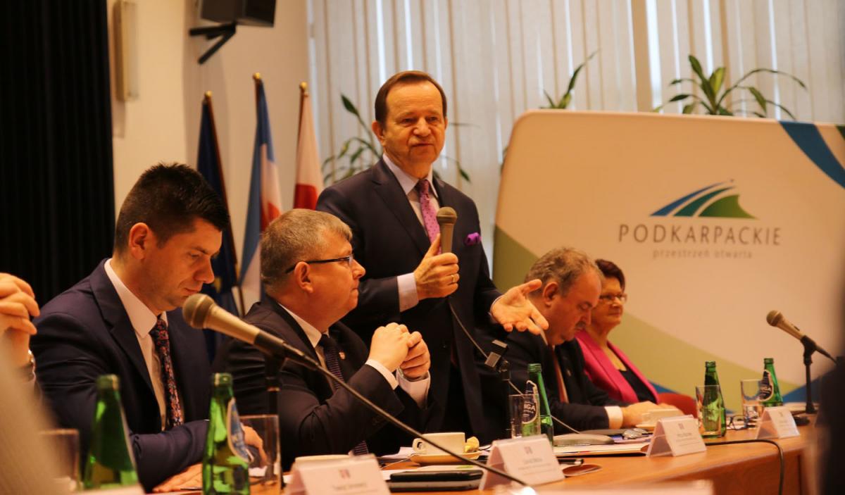 Razem walczyć będą o zjazd z autostrady w Pilźnie