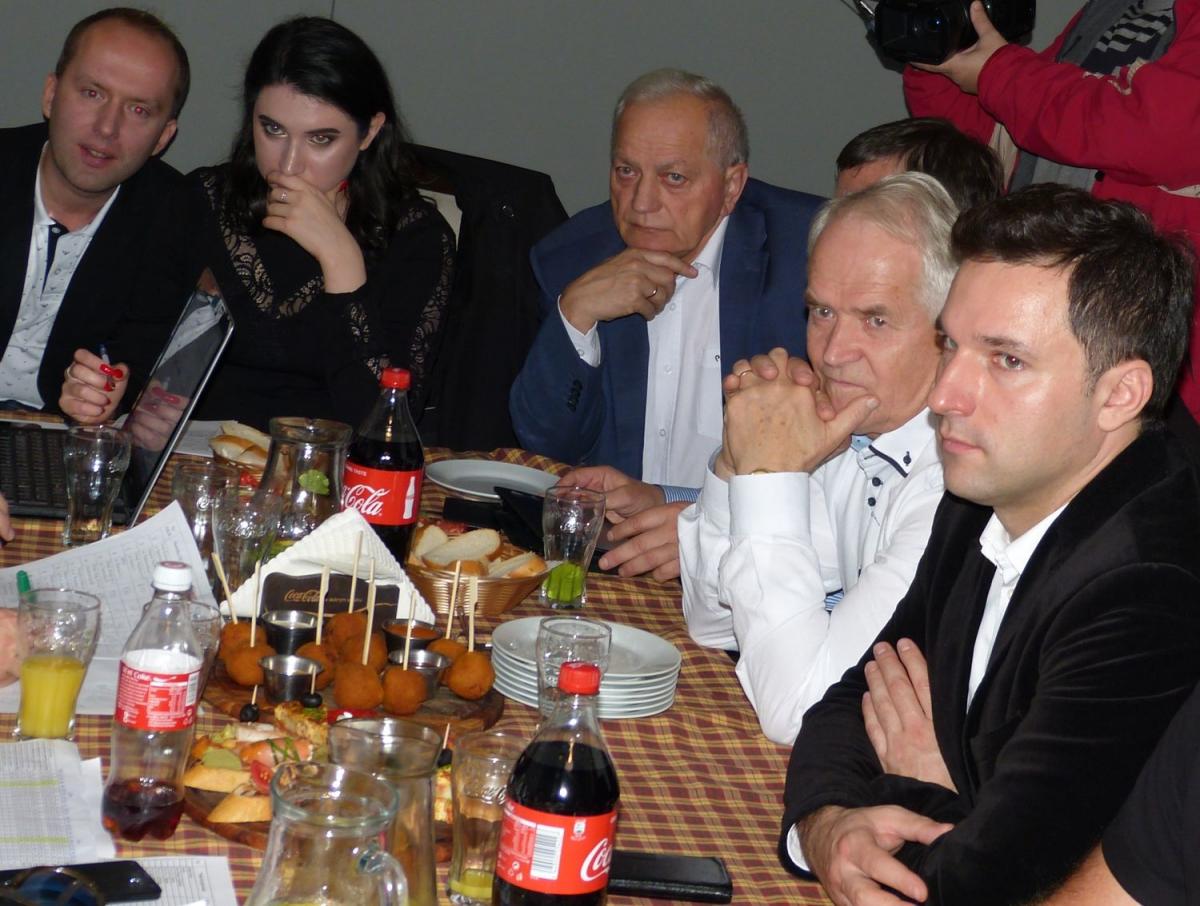 Wydali stanowisko w sprawie zatrudnienia Stanisława Chmury