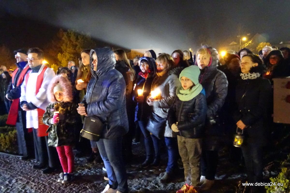 Na koniec zaśpiewali Barkę - zdjęcia