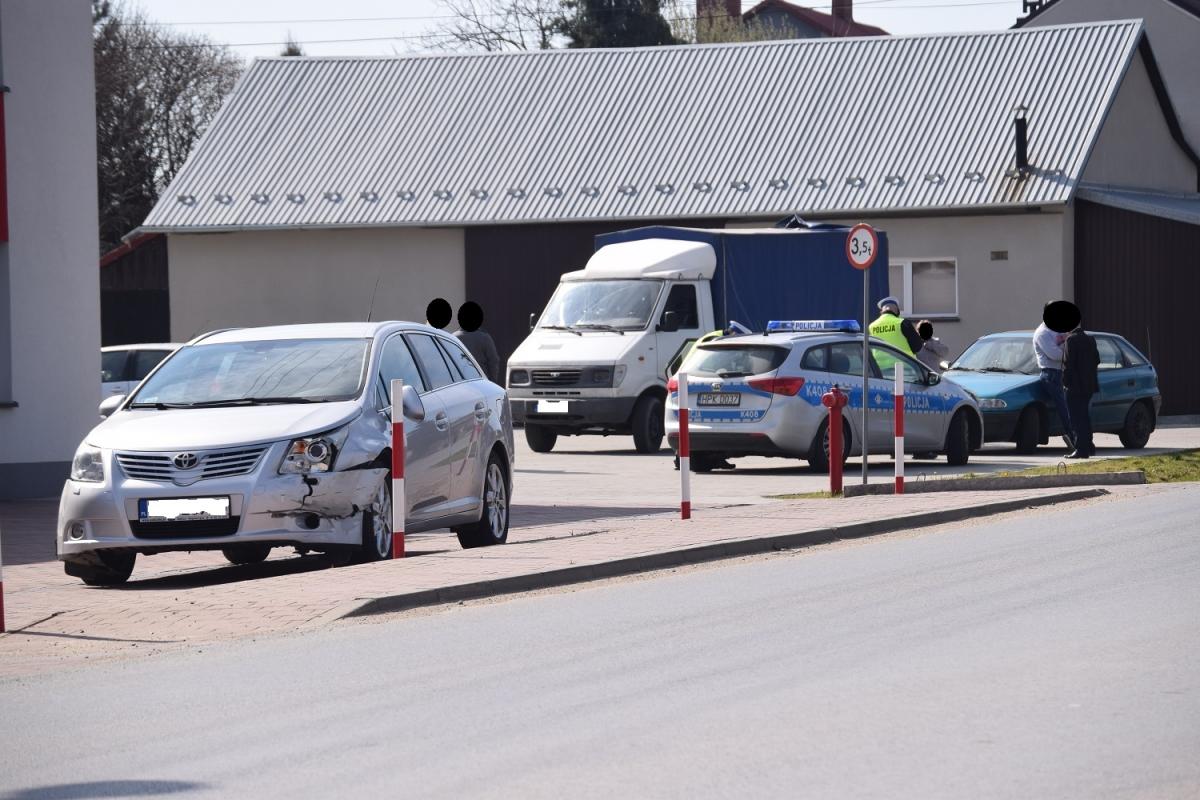Wypadek w Zasowie. Jedna osoba w szpitalu
