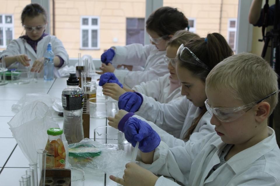  Nowy semestr Dziecięcego Uniwersytetu Technicznego w Dębicy