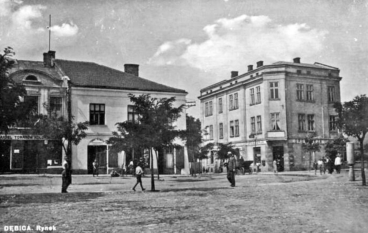 W 30 dni dookoła Dębicy - Rynek pierzeja zachodnia