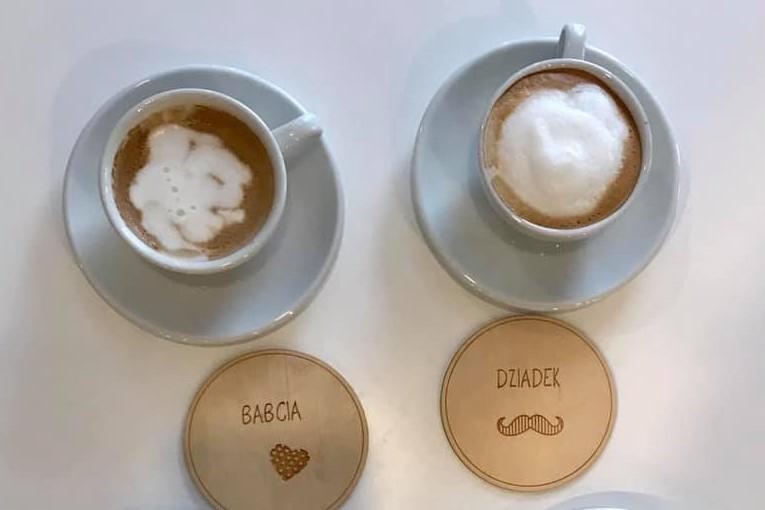 Z tego prezentu Babcia i Dziadek bardzo się ucieszą