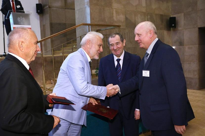 Mateo nagrodzone przez eksporterów