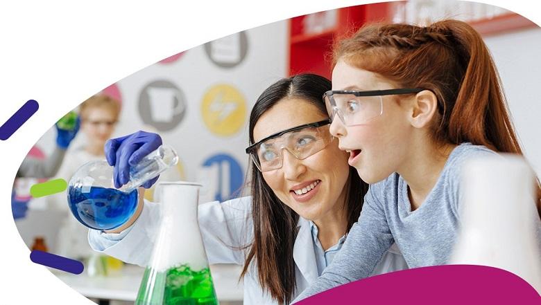 Kolorowe laboratoria dla polskich szkół