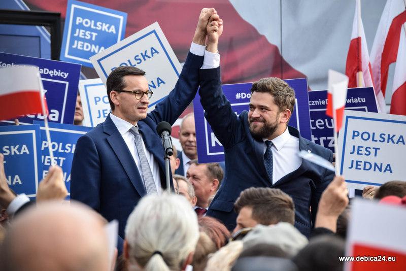 Premier Morawiecki poparł Kutrzebę. Doszło do przepychanek - zdjęcia