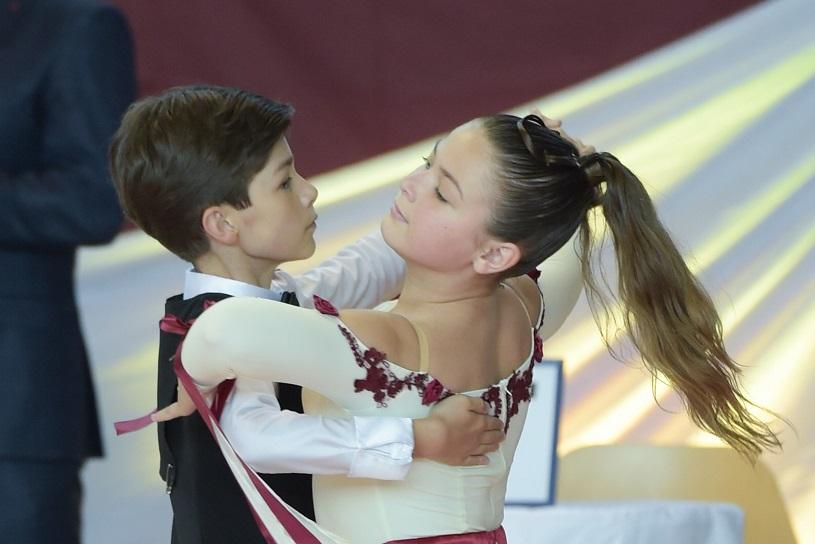 Wiktoria i Karol wytańczyli podium