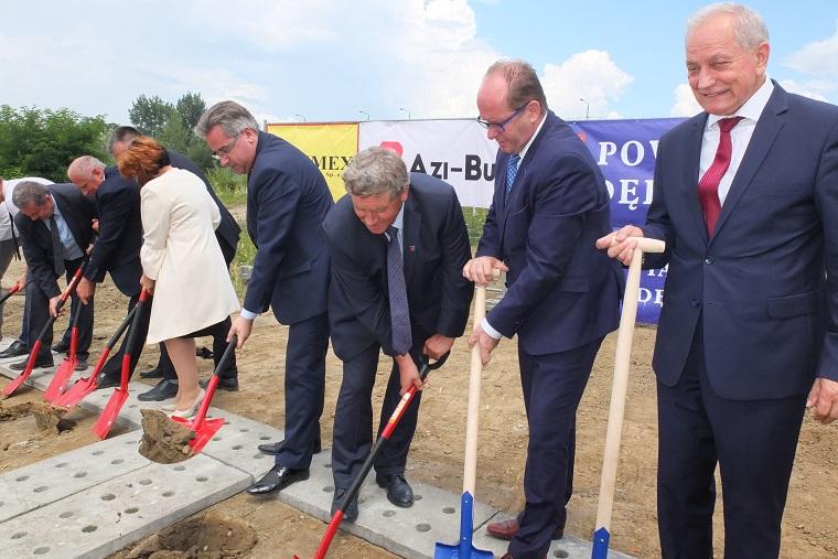 Zaczęła się budowa mostu na Wisłoce
