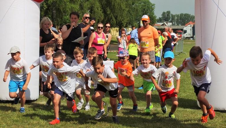 Wielkie emocje w minimaratonie (zobacz zdjęcia)